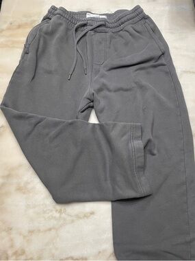 Hollister Men's Charcoal Gray Fleece Joggers with Drawstring